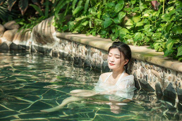 杭州酒店盛宴，尽享按摩床养生之旅”